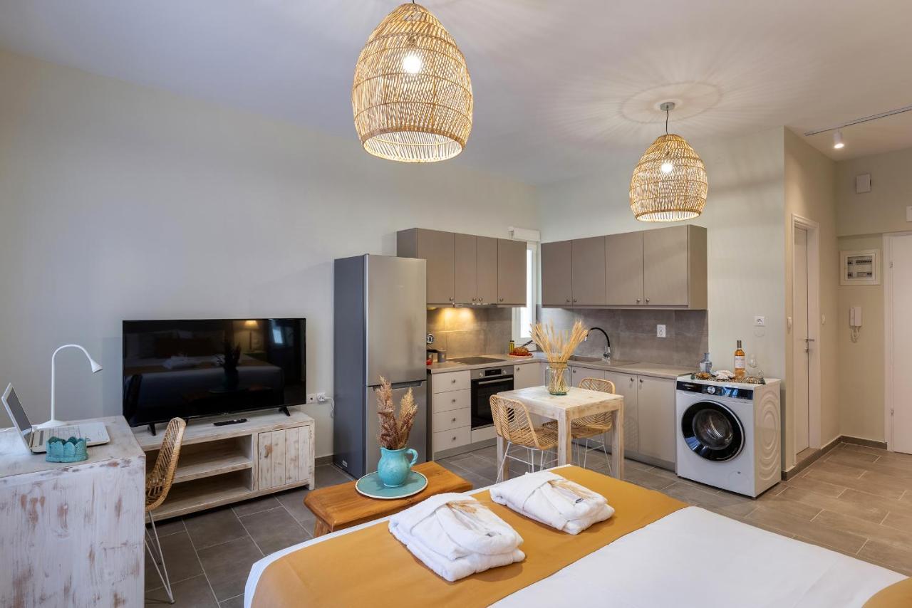 Grammata Suites Ermoupoli Buitenkant foto