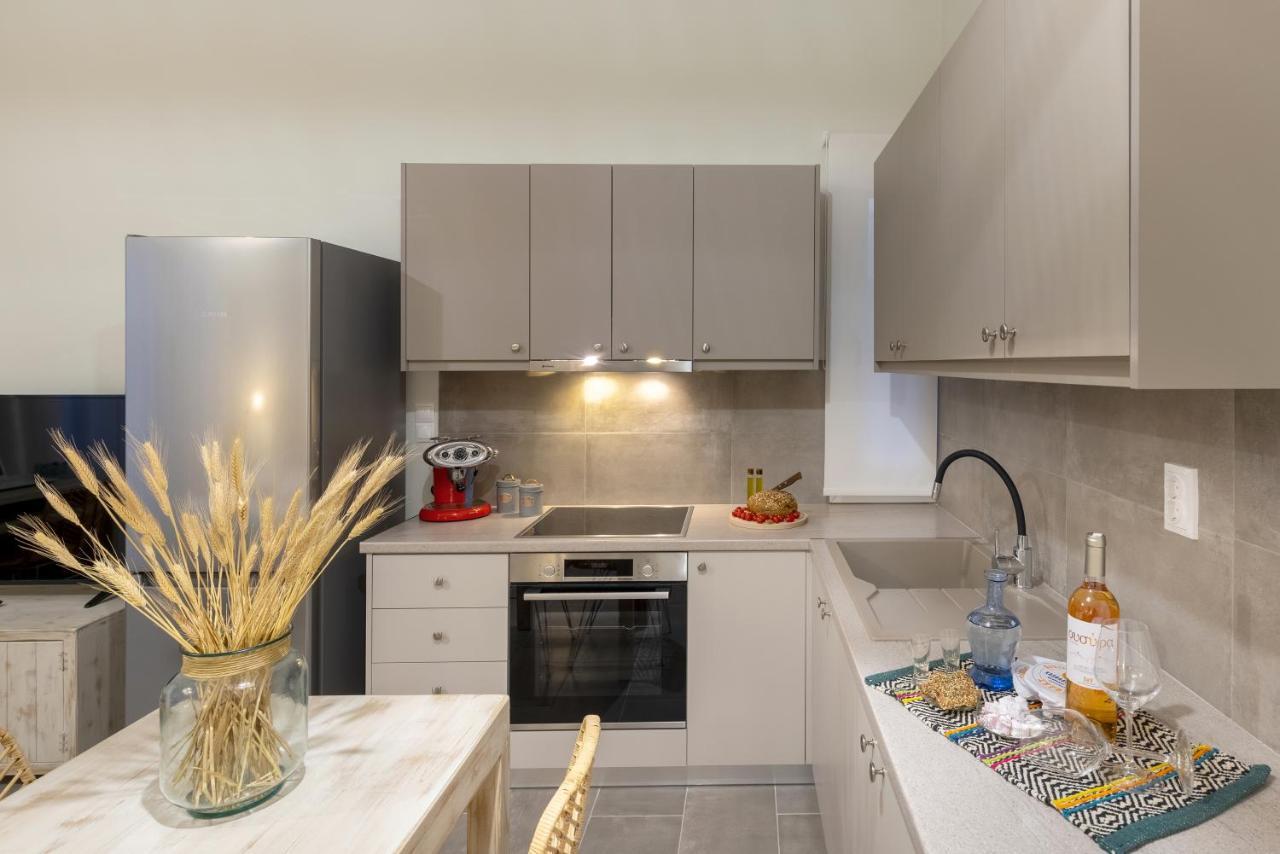 Grammata Suites Ermoupoli Buitenkant foto