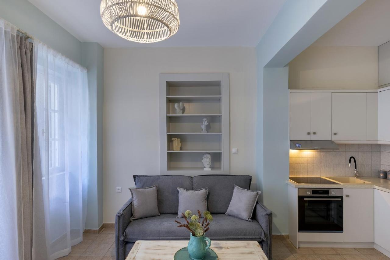 Grammata Suites Ermoupoli Buitenkant foto