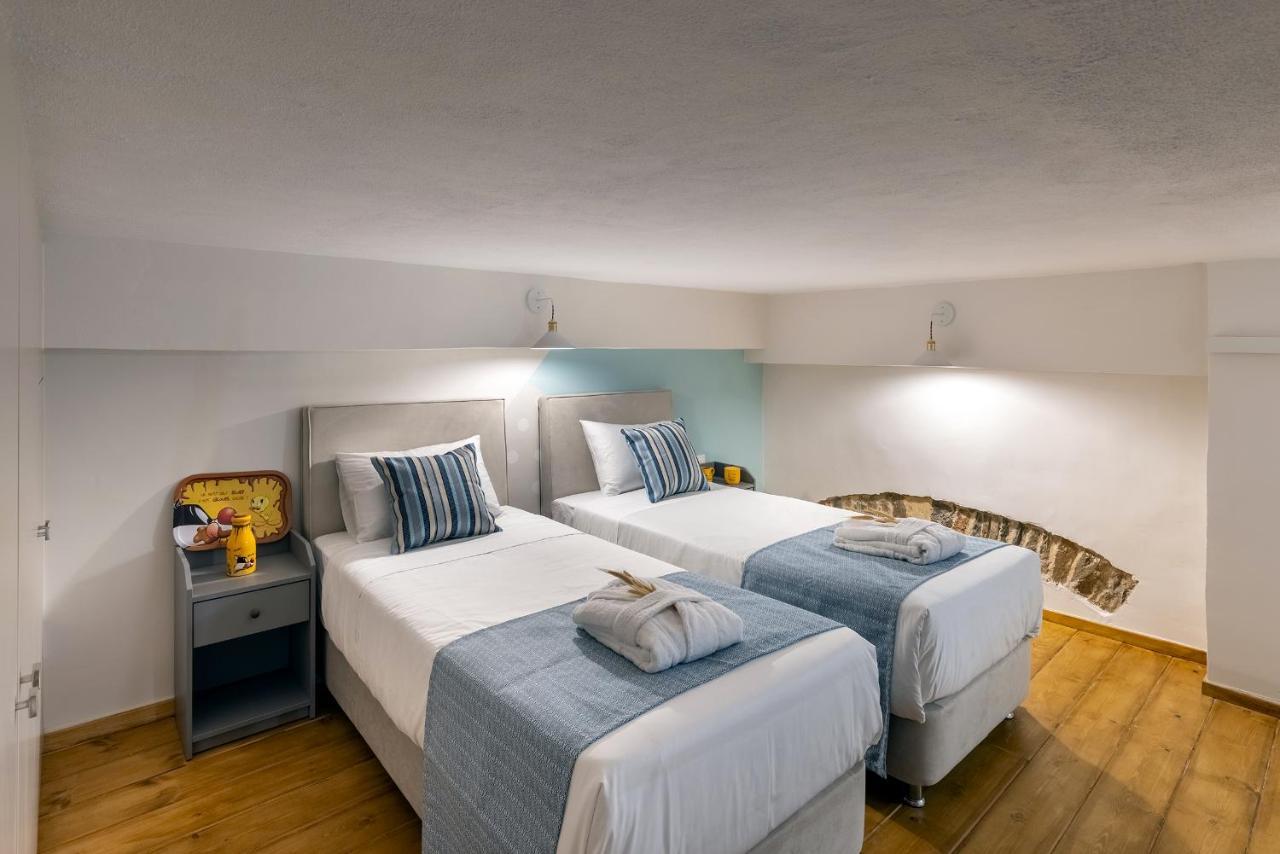 Grammata Suites Ermoupoli Buitenkant foto