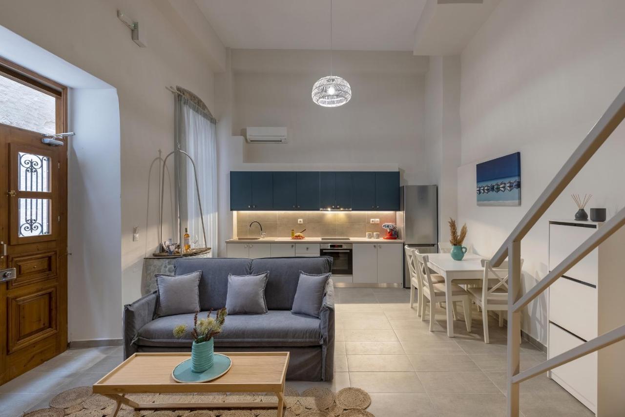 Grammata Suites Ermoupoli Buitenkant foto