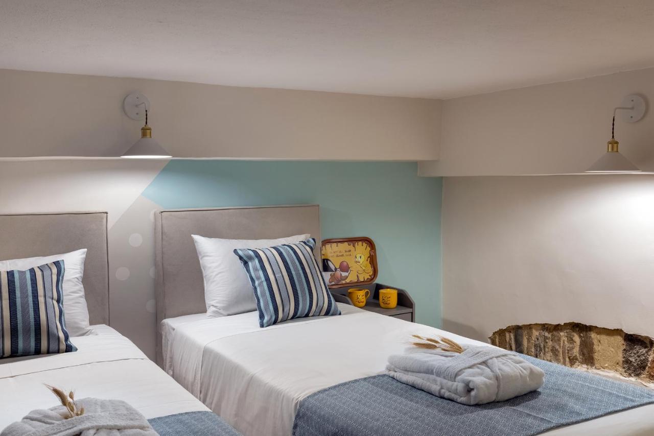 Grammata Suites Ermoupoli Buitenkant foto